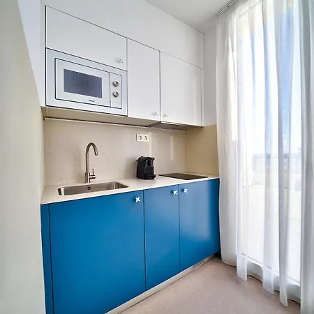 By Ben A Prop Aparthotel 4*