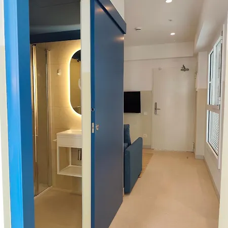 By Ben A Prop Aparthotel